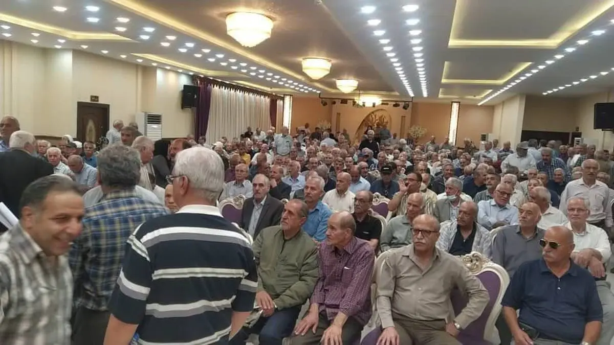 اعتراض بازنشستگان ارتش/ خواستار بهبود وضع معیشتی هستیم
