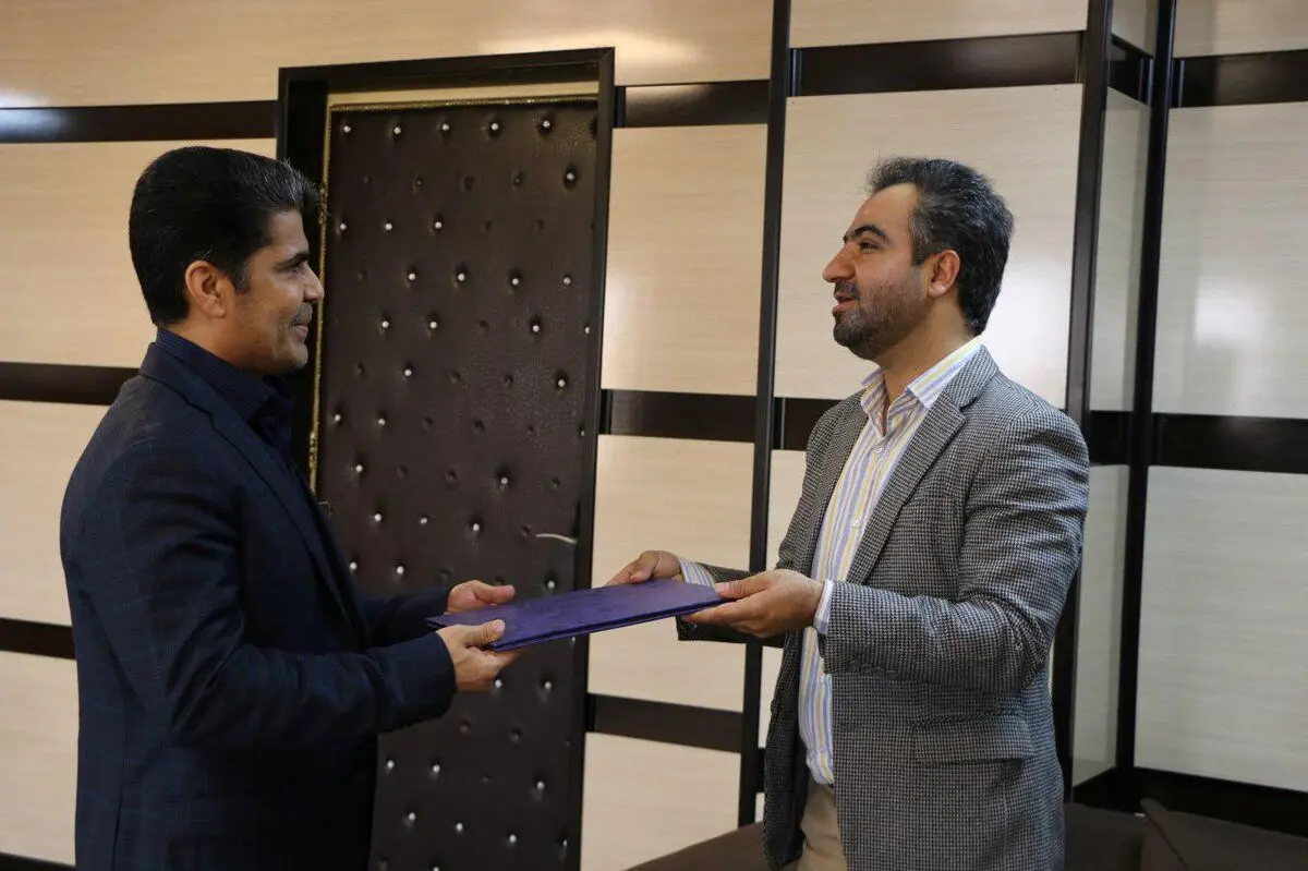 تجلیل اداره میراث فرهنگی آبادان از رئیس دادگستری 