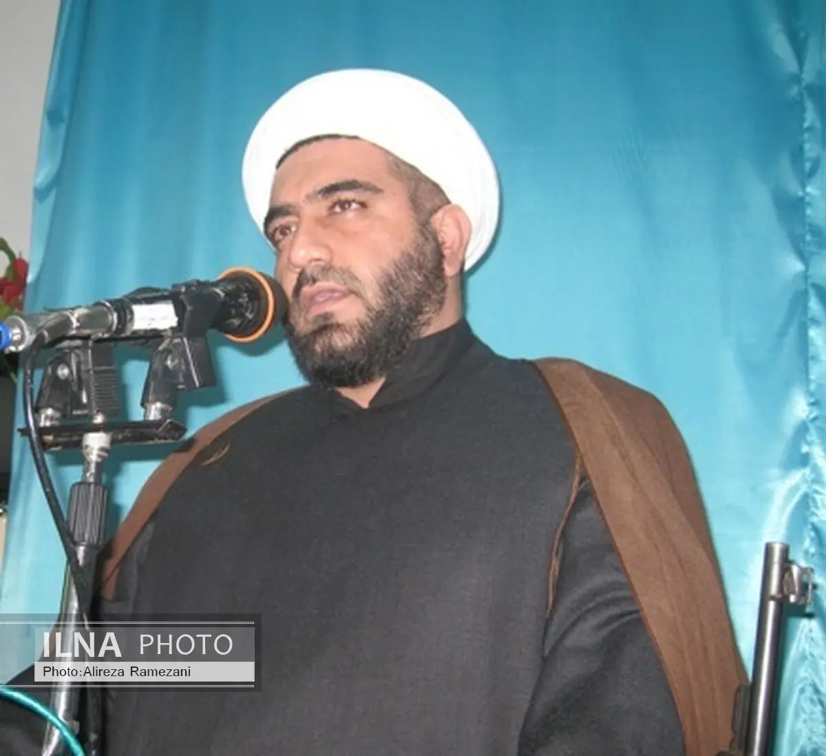 طلاب، با بصیرت افزایی، نقش موثری در حضور حدکثری مردم در انتخابات دارند
