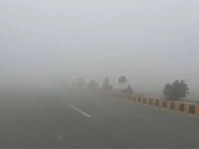 هشدار سطح نارنجی هواشناسی خوزستان در پی وقوع مه و کاهش دید افقی