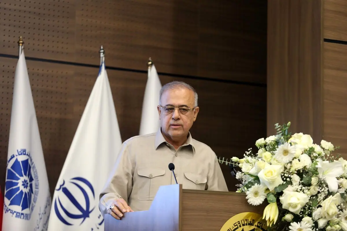 استاندار هرمزگان: هرمزگان به محور توسعه صنعتی کشور تبدیل شده است +فیلم