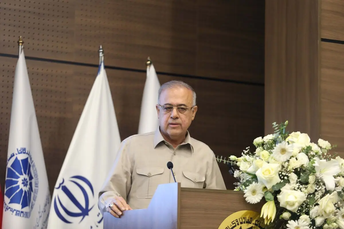 استاندار هرمزگان: هرمزگان به محور توسعه صنعتی کشور تبدیل شده است +فیلم