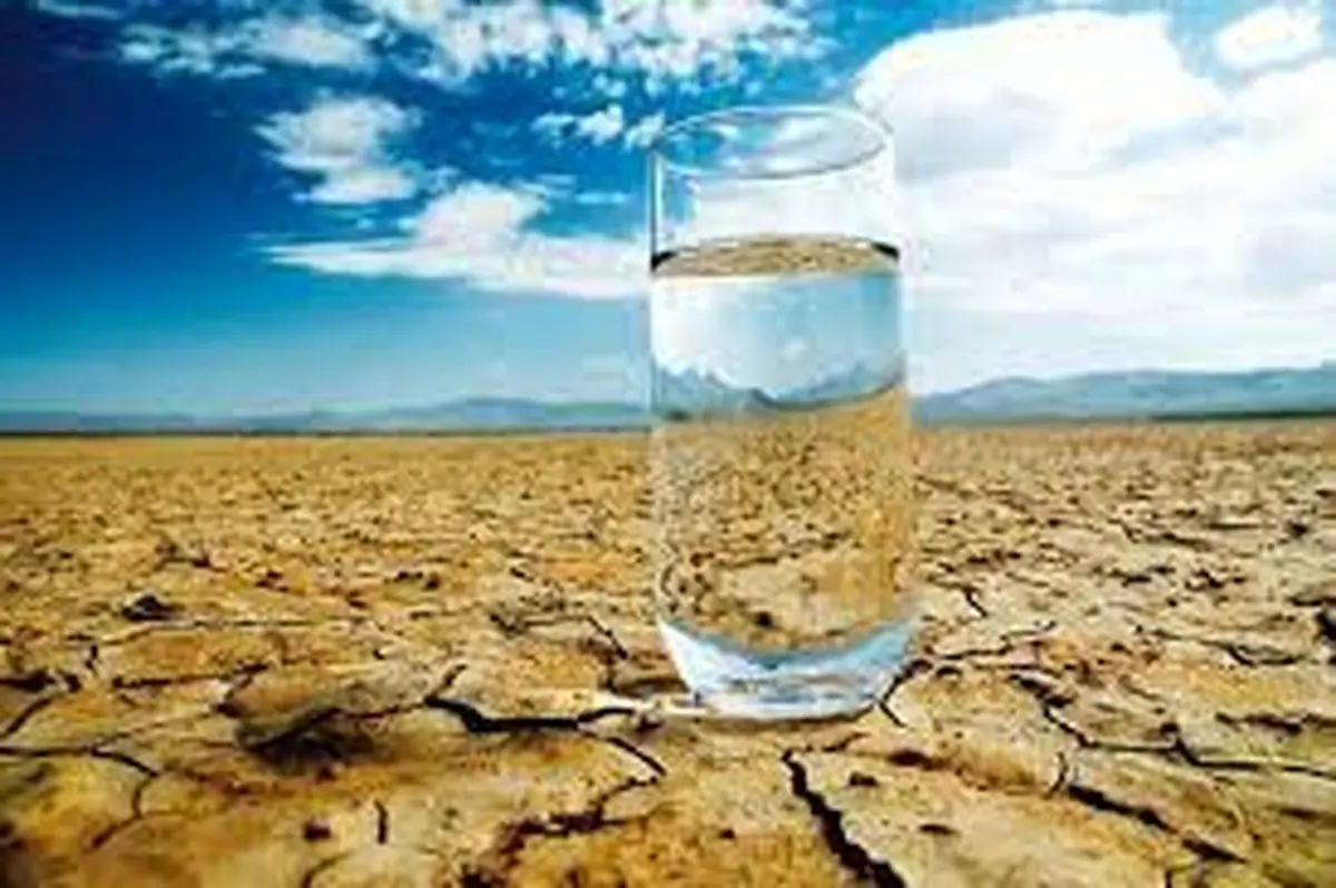تامین آب ۴ میلیون تهرانی در خطر است/ صادرات آب بسته‌بندی چه توجیهی دارد؟