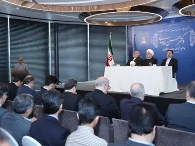 الرئیس الإیرانی: نحن على استعداد لتسویة المشاکل عبر الحوار