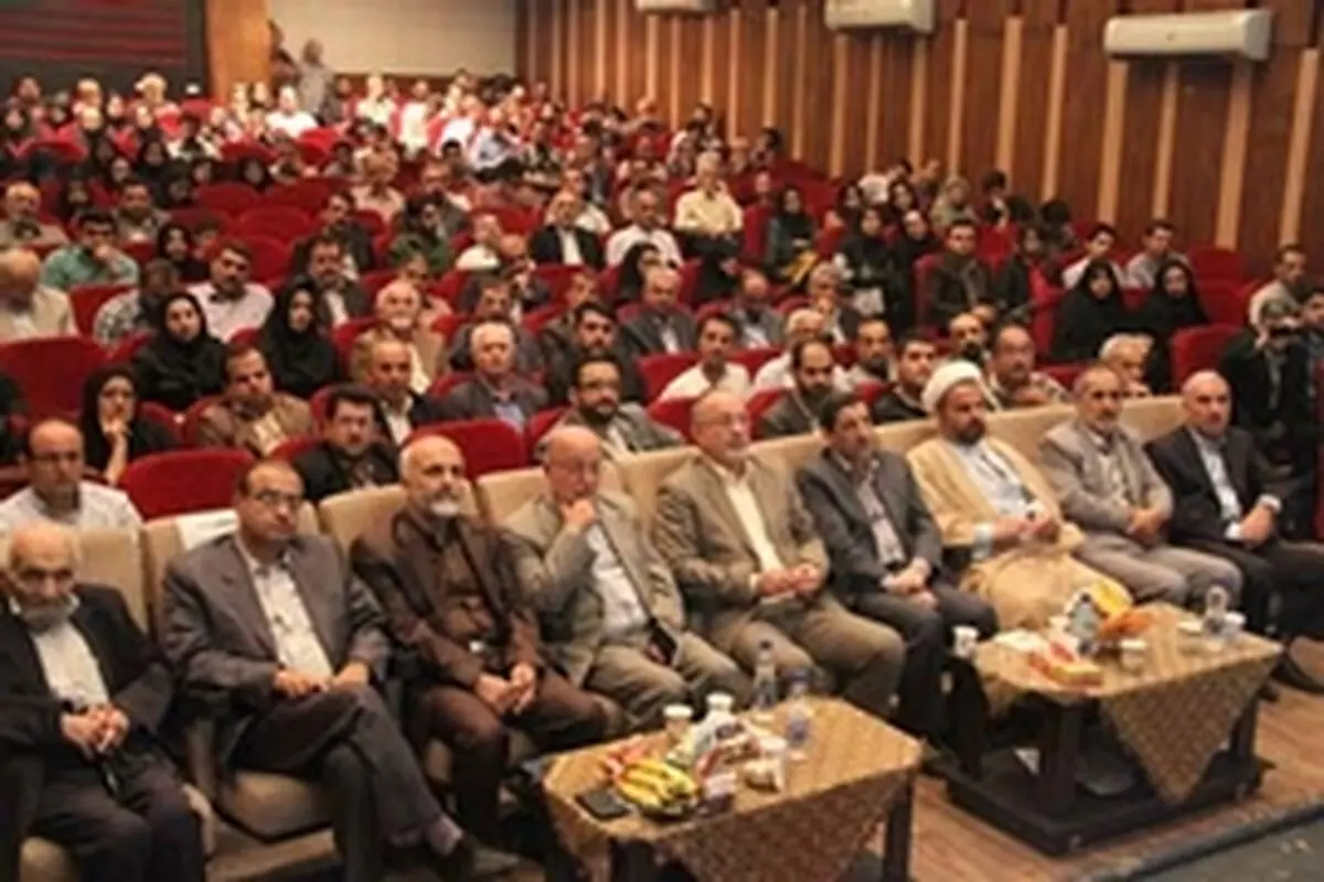 حق بیمه خبرنگاران از سوی استانداری پرداخت می شود