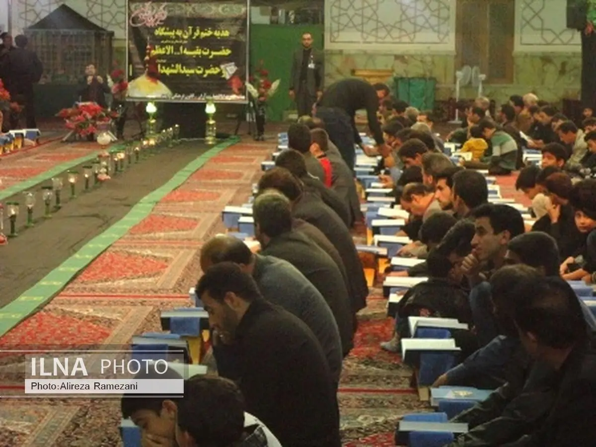 برگزاری آیین ختم جمعی قرآن در هیئت ابوالفضل دهنو آران و بیدگل 