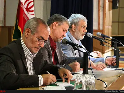 رای‌گیری در فراکسیون اصلاح‌طلبان خانه احزاب به پایان رسید