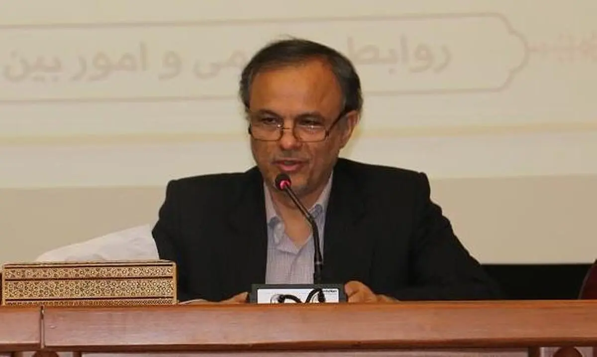 نه پدیده‌ام، نه از جنس احمدی‌نژاد/ ارائه شش‌محور عملیاتی برای حل مشکلات کشاورزی استان‌کرمان