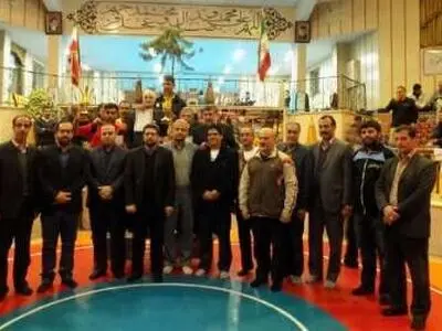 کارخانه‌ها سالن‌های ورزشی را در اختیار کارگران بگذارند