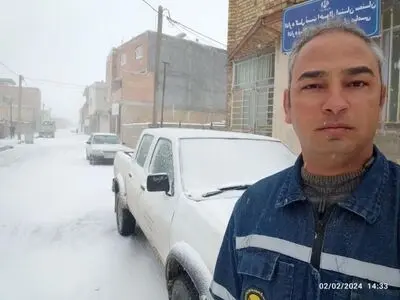 مرگ یک سیمبان بر اثر سقوط از ارتفاع تیرک
