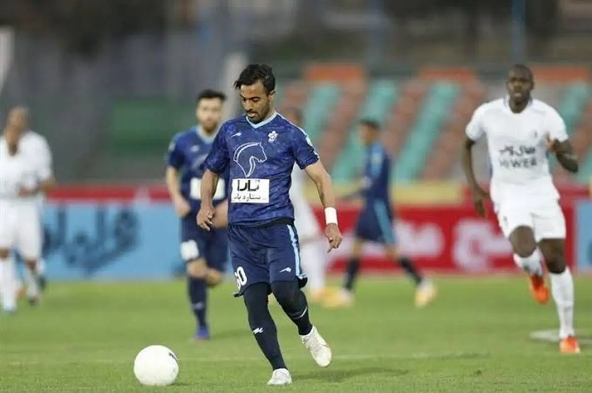 مجید عیدی سرخ‌پوش شد