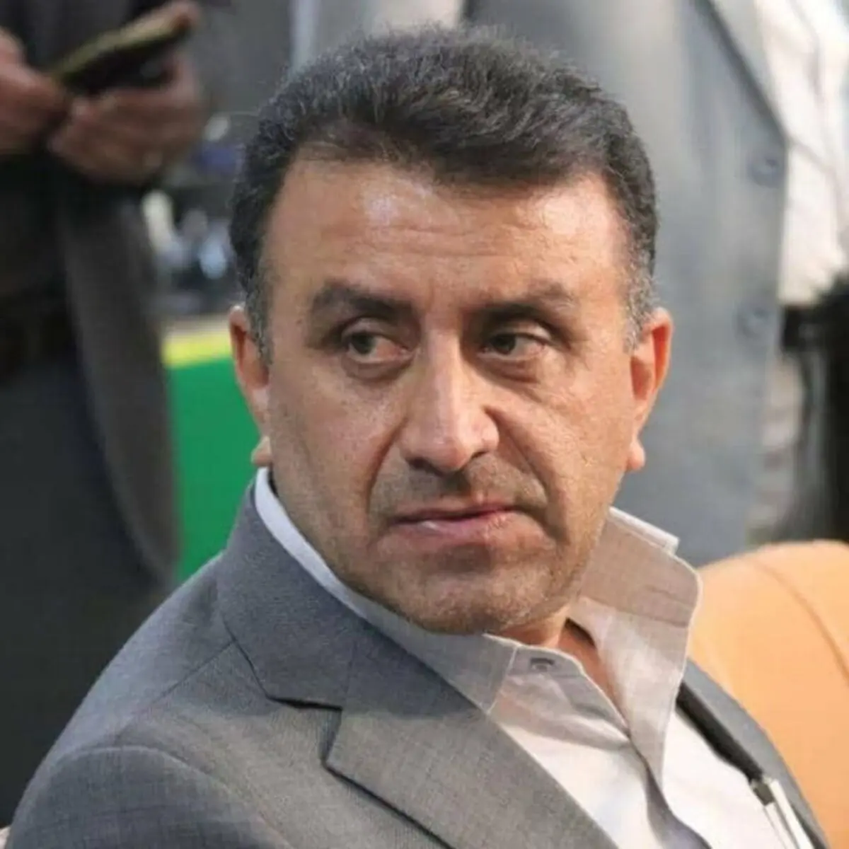 آقای پزشکیان، دستور توقف ساخت سدها را در دنا بدهید