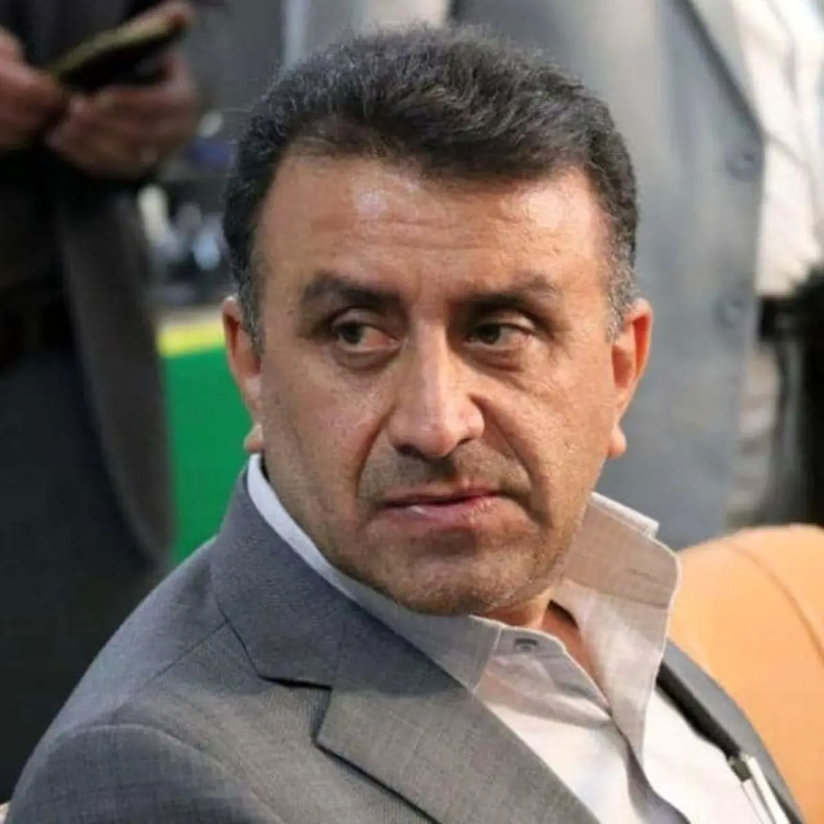 آقای پزشکیان، دستور توقف ساخت سدها را در دنا بدهید