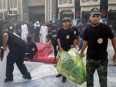 گزارش تصویری/ استقبال جالب رزمندگان نُجَباء از زائران حسینی