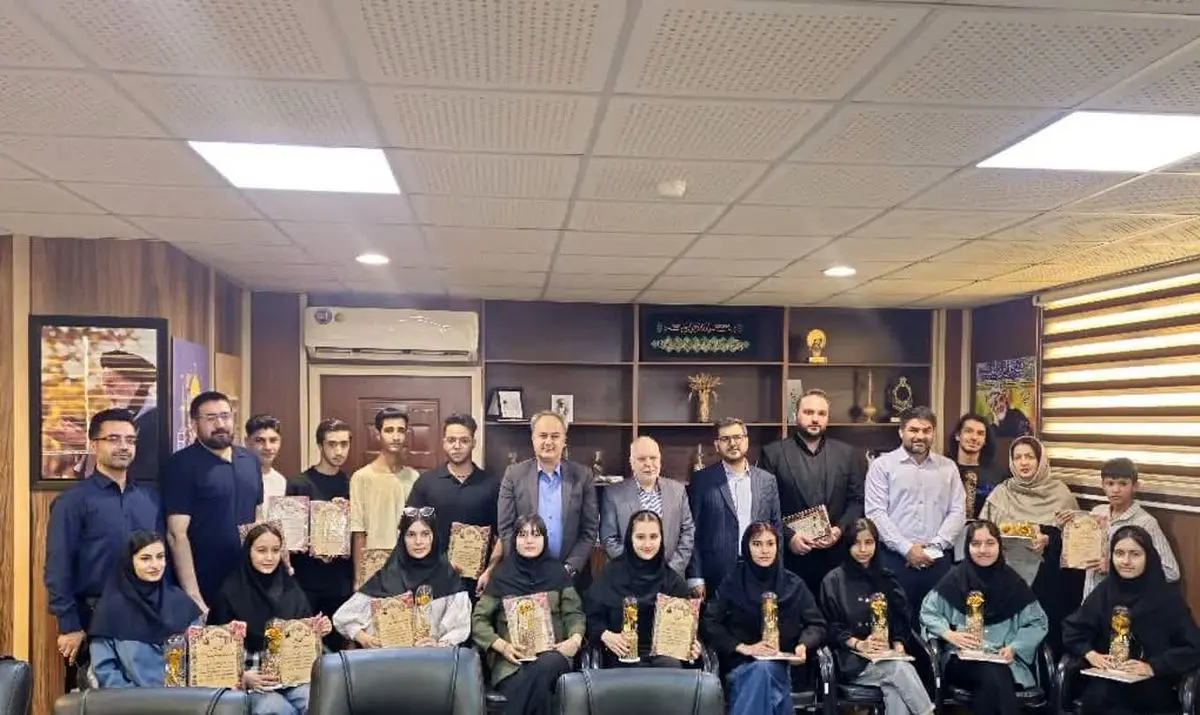 نوجوانان شیرازی با درخشش در رویداد استارتاپی تجلیل شدند