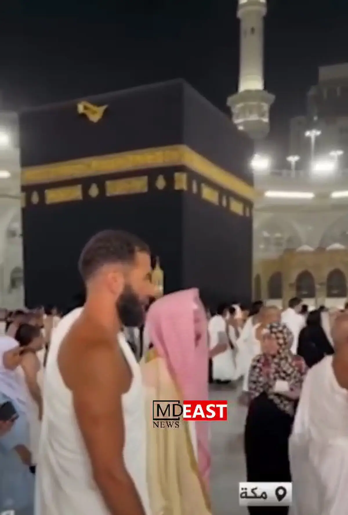 حضور کریم بنزما در مکه برای ادای حج + فیلم