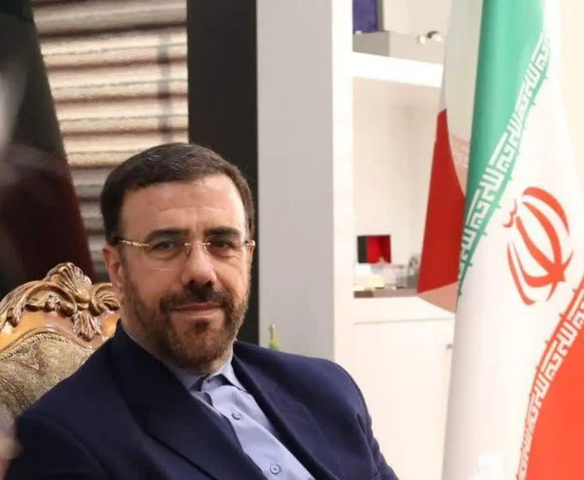 آموزش‌ها در ارتباط با فضای مجازی واقع‌بینانه طراحی شود