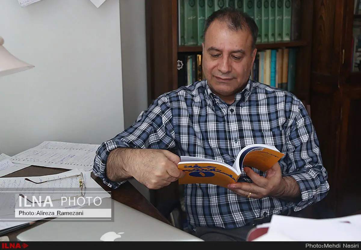 کتاب‌هایم را از مخزنِ کتابخانه ملی حذف کرده‌اند