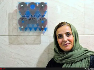 ویستا با چهار نقاش زن در آرت فر ایروان