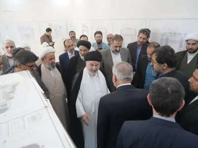 بازدید وزیر میراث‌فرهنگی از بزرگ‌ترین پروژه فرهنگی دفتر آیت‌الله سیستانی در قم