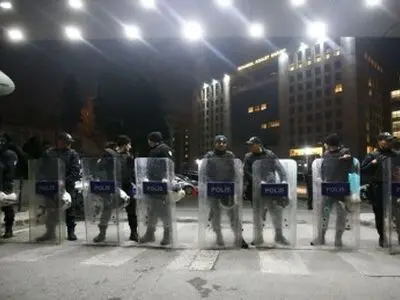 افراد مسلح به مقر حزب حاکم در استانبول حمله کردند