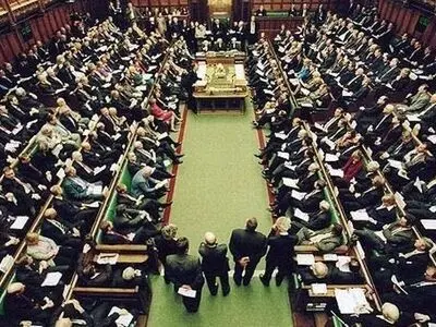 پارلمان معلق حاصل انتخابات زودهنگام انگلیس