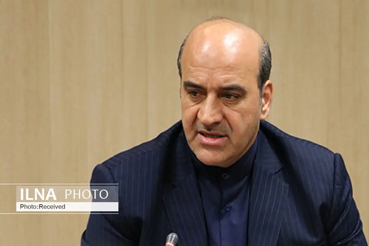 تامین اجتماعی برای ثبات باید از سیاسی‌کاری دوری کند/ از سازمانی که نیمی از جمعیت کشور را تحت پوشش دارد باید حمایت کرد