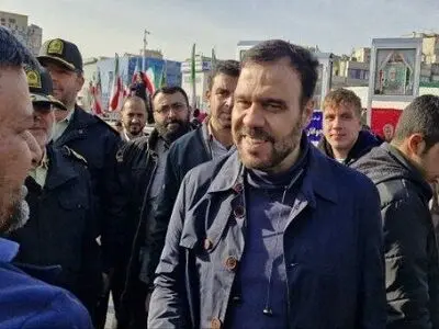 مردم رکن اساسی «ایران قوی» هستند