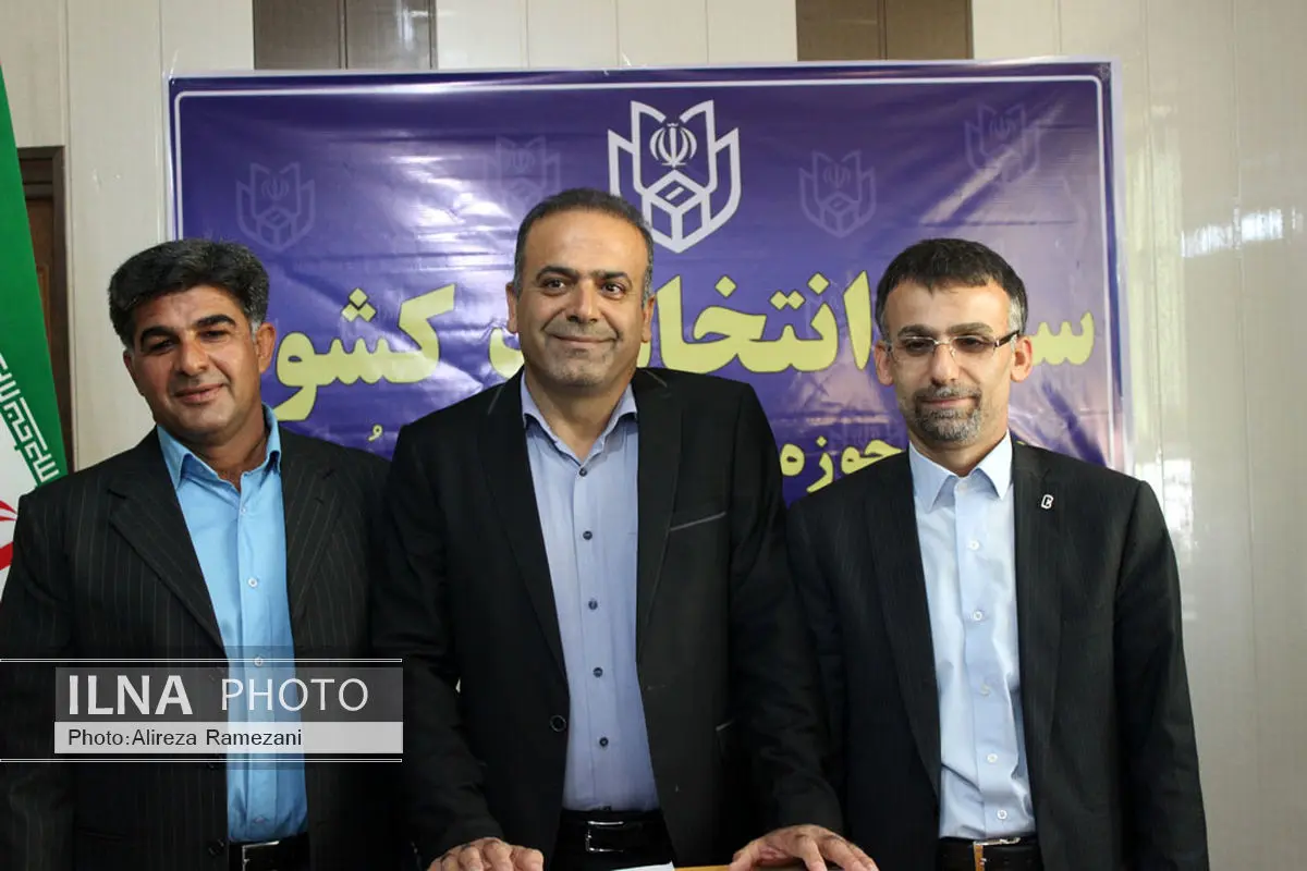سه کاندید در حوزه انتخابیه لامرد و مهر ثبتنام کردند