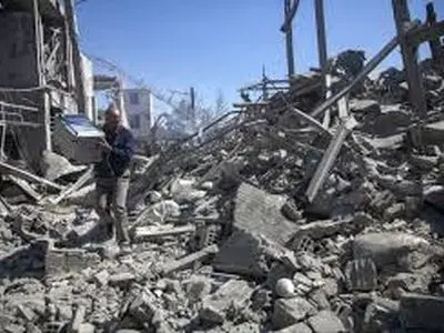 پنج نفر براثر حمله دشمنان متجاوز به قم شهید شدند