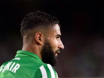 آرسنال به دنبال جذب نبیل فکیر 