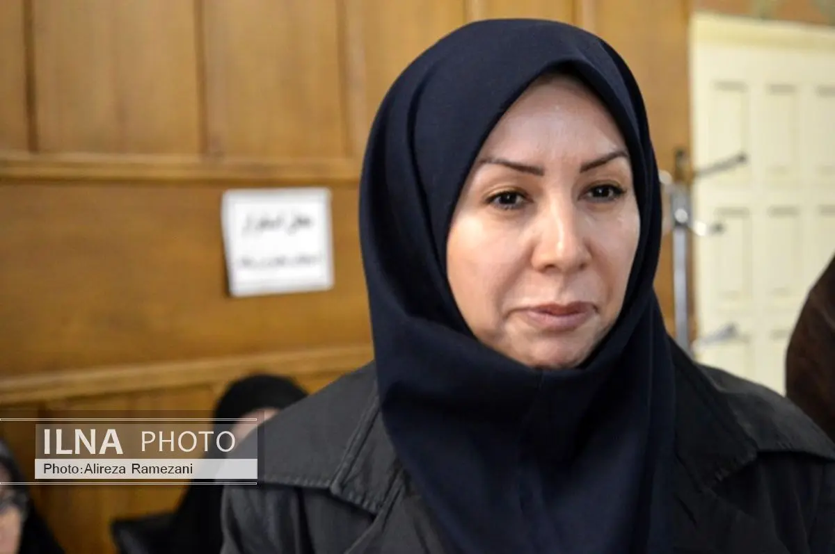 رئیس شاخه بانوان حزب اعتماد ملی آذربایجان غربی در انتخابات مجلس ثبت نام  کرد
