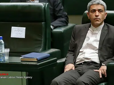 نعمتی و حسینی سئوال از وزیر اقتصاد را پس گرفتند 