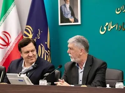 قدردانی وزیر ارشاد از بانک ملت برای مشارکت در ارائه خدمت فرهنگ‌کارت
