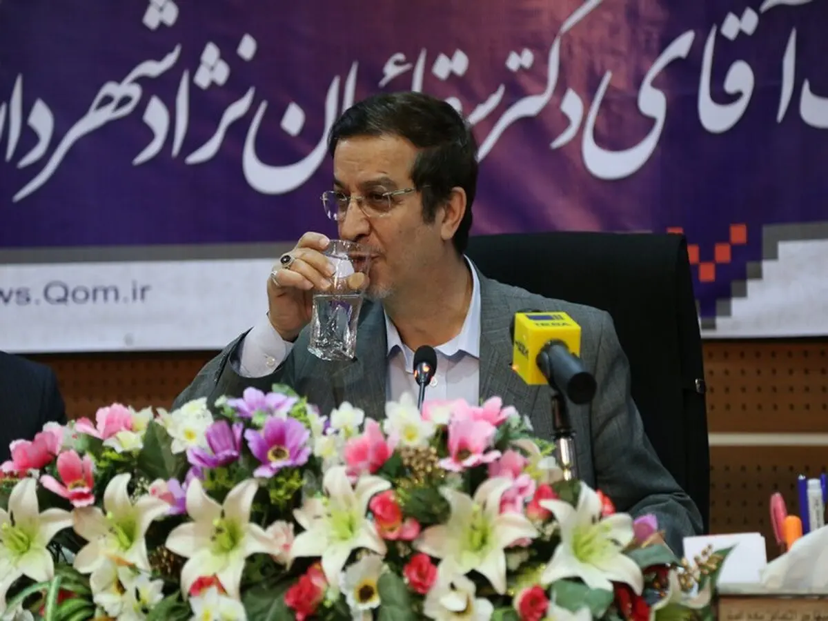 انصراف دو سرمایه‌گذار از ساخت هتل پنج ستاره در قم/ ضرورت ورود دستگاه‌های نظارتی به وضعیت مونوریل قم