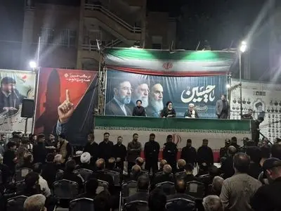 گرانی‌های موجود در شان ملت ایران نیست و باید برای رفع آن چاره‌اندیشی شود