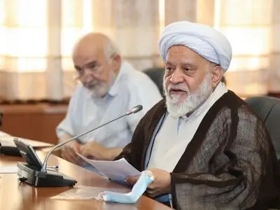 افزایش پلکانی حقوق‌ها گام درستی برای مبارزه با تورم است/ اگر نماینده مجلس بودم با پیشنهاد دولت موافقت می‌کردم/ بعضی‌ها بودجه فرهنگی را بزرگ می‌کنند