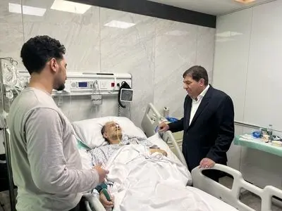 عیادت مخبر از مجتبی‌ رحماندوست