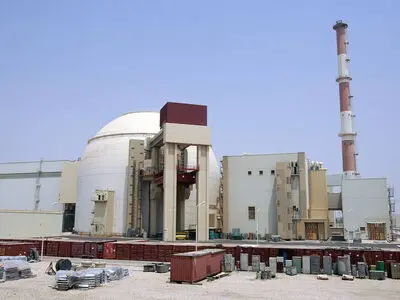 بدء عملیة صب الخرسانة لمفاعل الوحدة الثانیة بمحطة بوشهر النوویة
