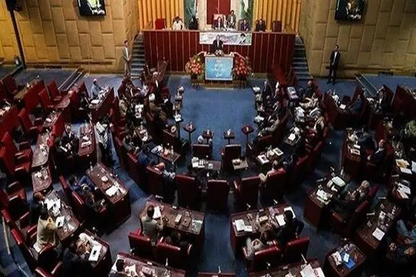 سلب عضویت ۹۰ عضو شوراهای شهر و روستا به دلیل تخلف