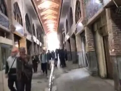 ۱۱ ساختمان در بازار تهران هر لحظه ممکن است حادثه‌ساز شوند + فیلم