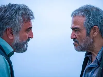 «آبی روشن» پروانه نمایش گرفت