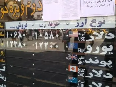 برابری نرخ ارز نرخ صرافی‌ها با  نرخ دلالان/ سکه ۳ میلیون و نهصد هزار تومان