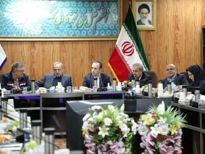 بازدید معاون وزیر نفت از مجتمع پتروشیمی بندرامام