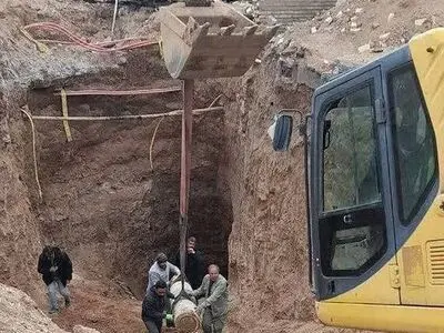 تصاویری از بمبی که در تهران عمل نکرد!