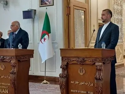 اتفاق ایراني جزائري على إلغاء التأشیرات السیاسیة