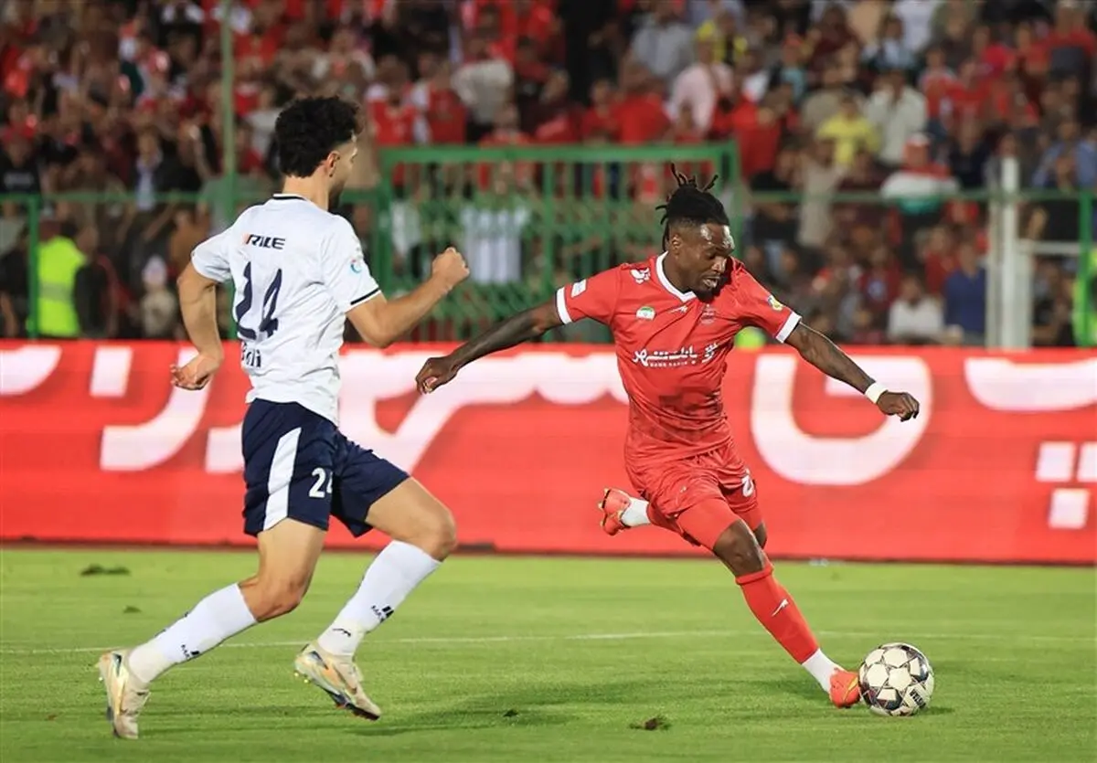 پرسپولیس ۰-۰ ملوان: نوار تساوی همچنان ادامه دارد
