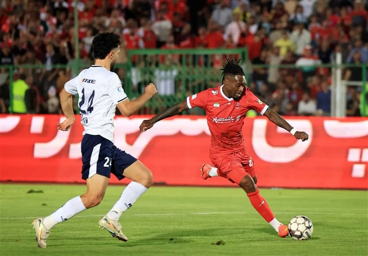 پرسپولیس ۰-۰ ملوان: نوار تساوی همچنان ادامه دارد
