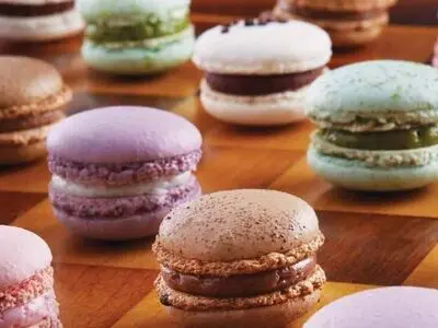 فوت و فن طرز تهیه ماکارون فرانسوی