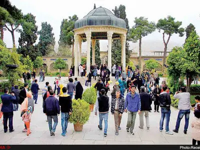 دیدار دوستان و بستگان هدف اصلی ٤٢ درصد از گردشگری داخلی است/ ۳۱ درصد خانوارهای ایرانی در بهار ۹۷ به سفر نرفتند